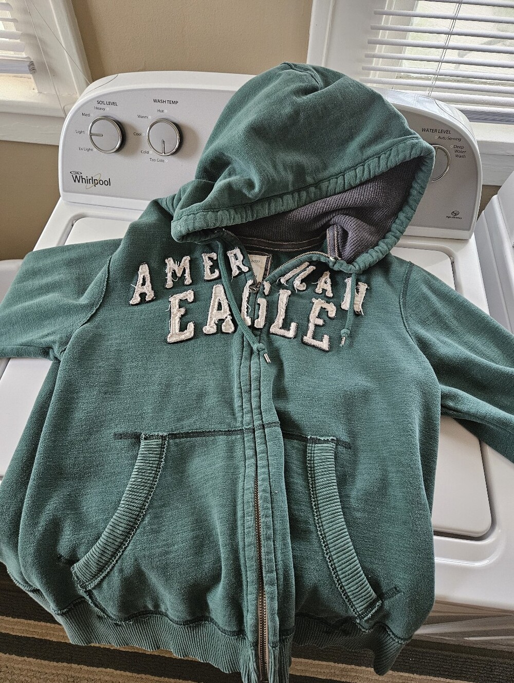 American Eagle Sweatshirts - Picture 2 of 11
